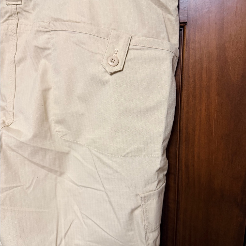Amazon Essentials Cargo Pants - Picture 3 of 6